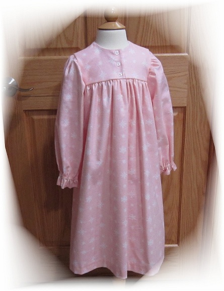 Size 4 - Girls Lounge Gown - Pink Snowflakes