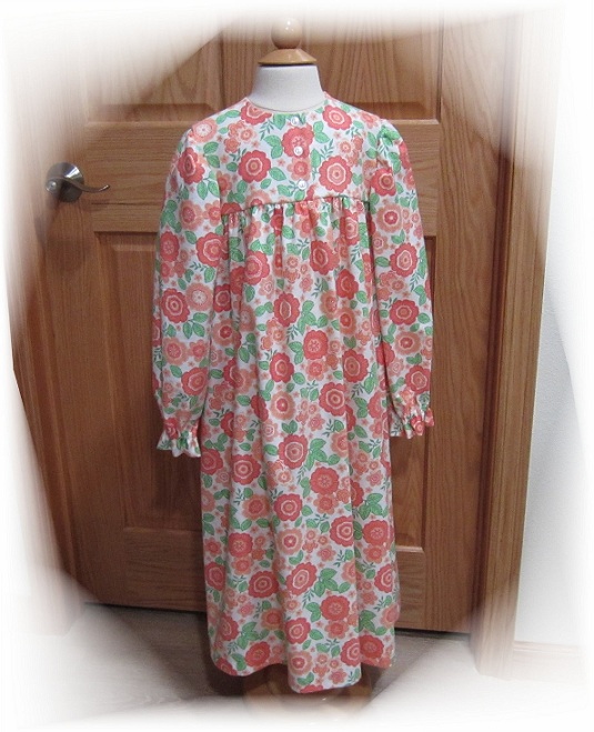 Size 12 - Girls Lounge Gown - Peach Floral